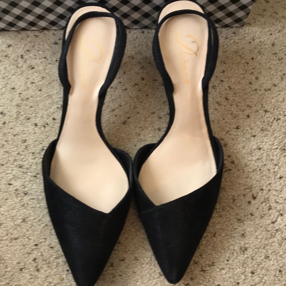 Delman Shoes size 8